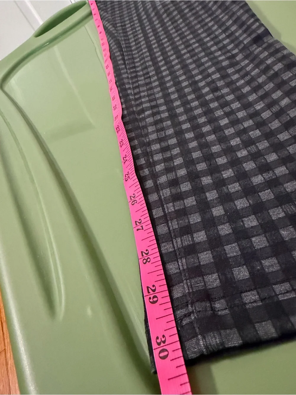 KUT from the Kloth Black/Grey Plaid Dark Academia Ankle Pants Women’s Size 10
